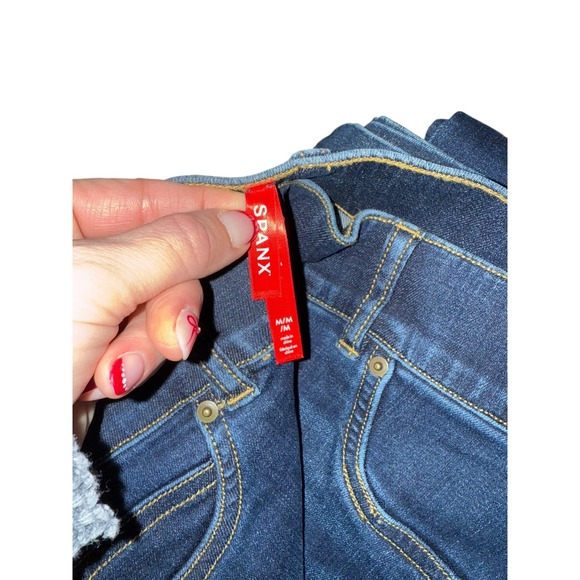SPANX Flare Bootcut Jeans Dark Wash Stretch Denim‎ Women's M/M - Picture 5 of 5
